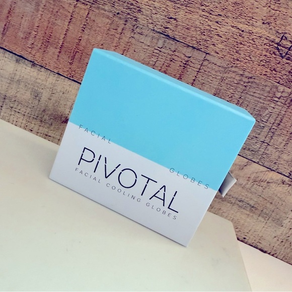 NIB Pivotal Facial Cooling Globes - Picture 1 of 3